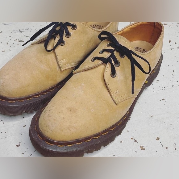 3 HOLE - GREAT SOLE - DOC MARTENS - Size: 6.5(M) - Picture 4 of 4